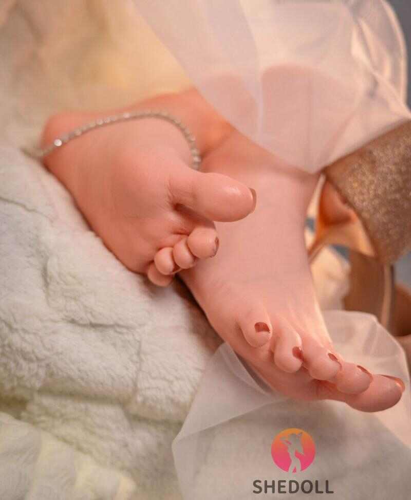 SHEDOLL Silicone Foot Model (Nail Art Ver.) | 1:1 Lifesize with Poseable Toe Bones | Medical-grade Realistic Feet for Photography/Education